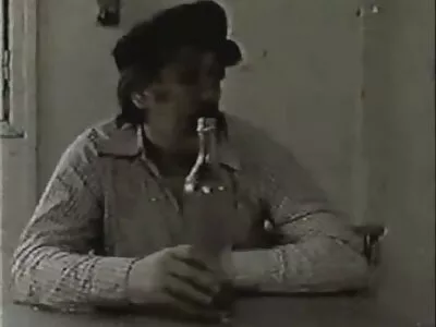 Hôtesse de l'air plantureuse divorcée d'un éclaireur sexuel de porno arab young 18 ans