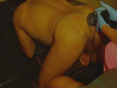 Bas d'une femme au cul filme xx arab botté et aux gros seins percés