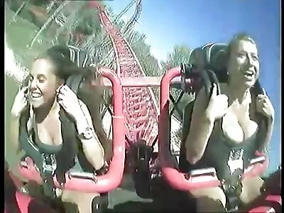 Chaudasses Karolina dessert et Mercedes film pornot arabe Carrera étoiles dans la caresse gay