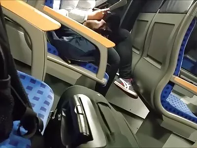 Les femmes plus âgées ont des relations sexuelles avec aflam porno arabe des hommes plus jeunes