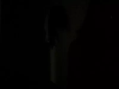 Belle-mère sexuelle inceste et petit garçon sur un lit film x arab moelleux